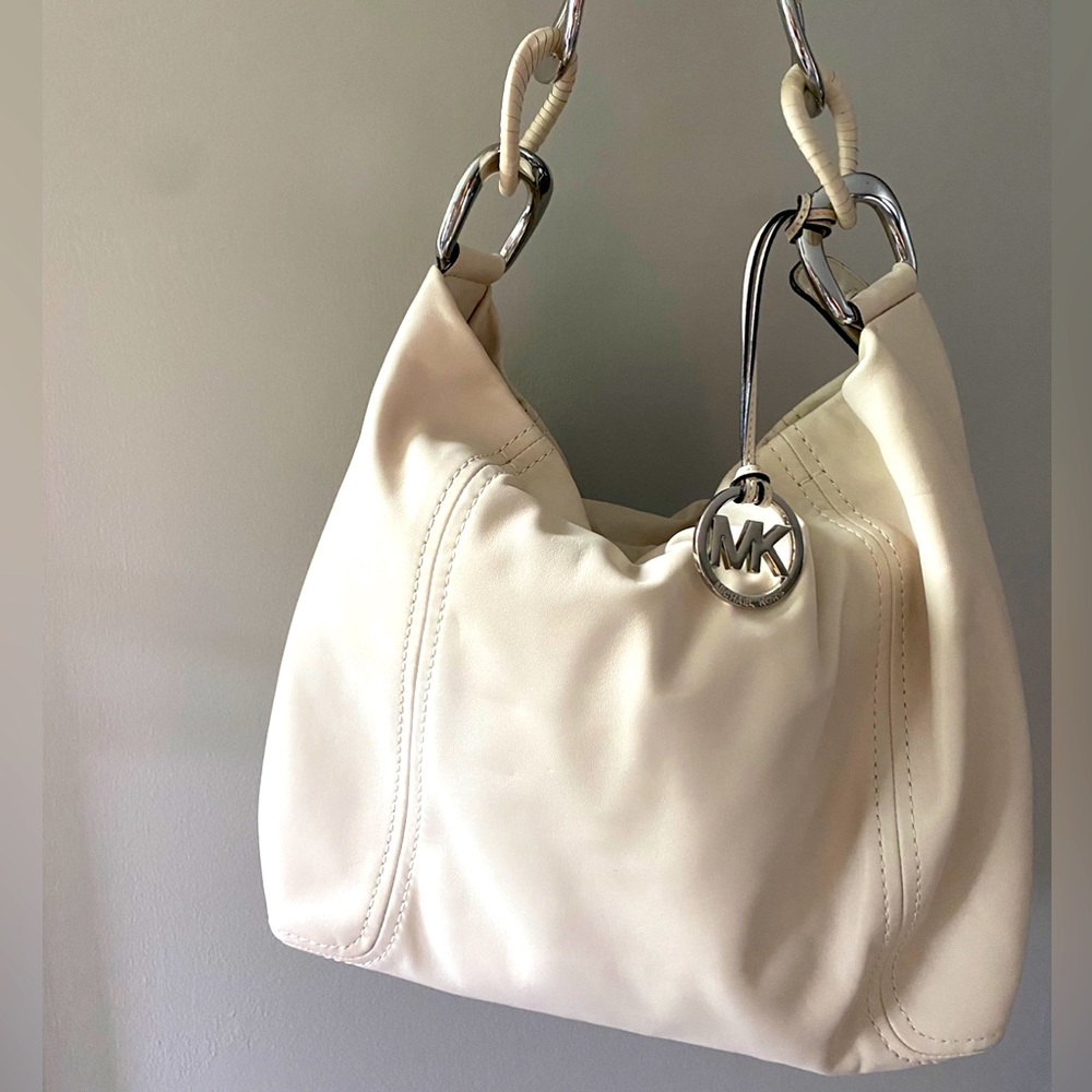 Micheal Kors white Leather bag
